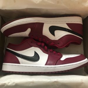 Jordan 1 Low Noble Red